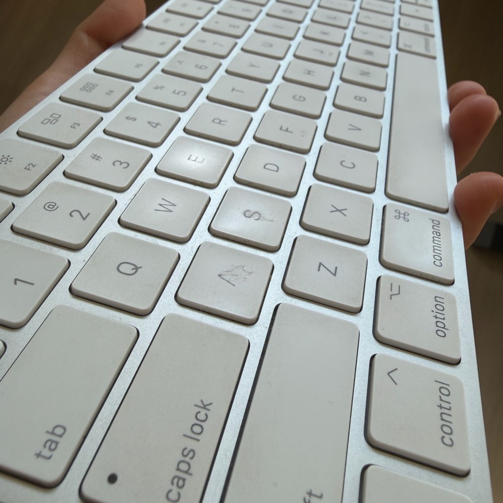 Magic Keyboard A1644